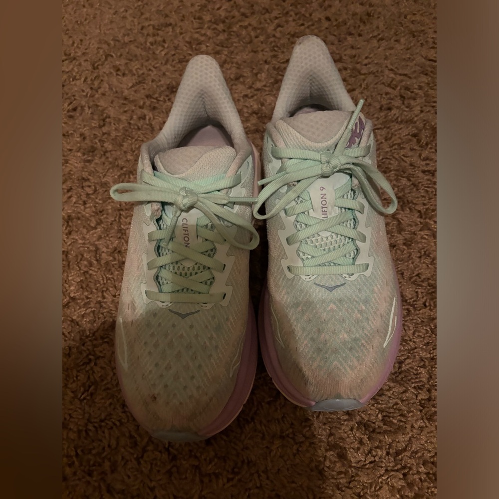 Women Hoka Clifton 9